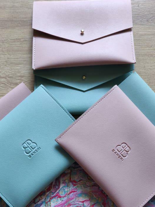 Happy Ele Medallion Detachable Pendant Necklace