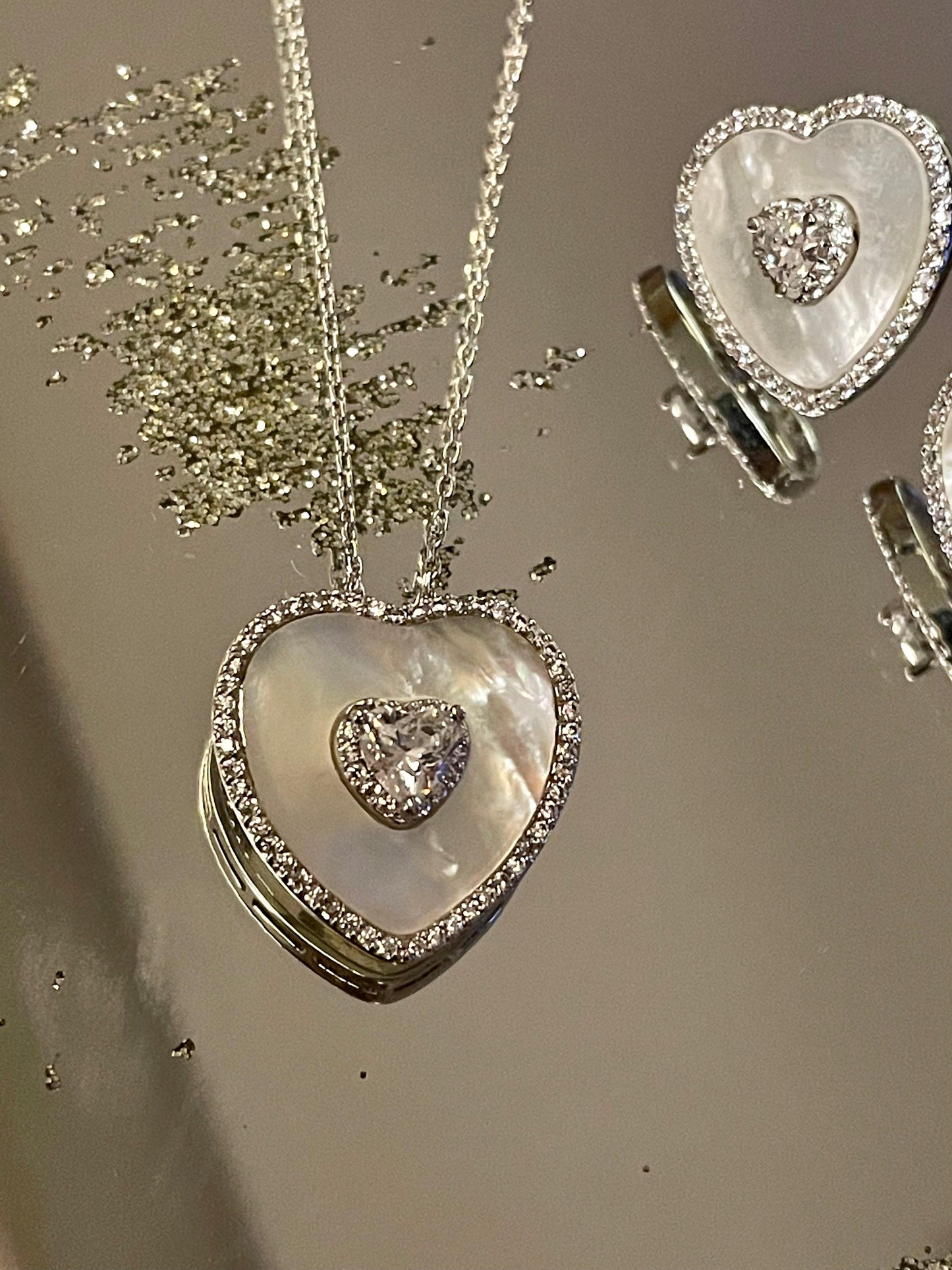 Mother of Pearl Heart Solitaire Necklace & Earring Set